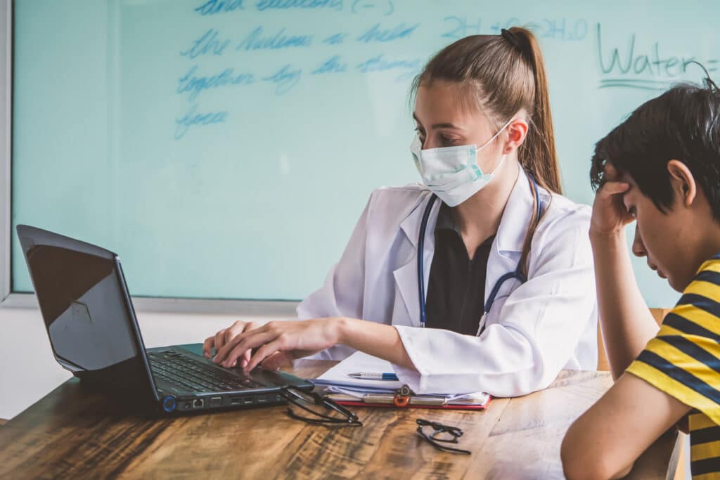 UpToDate intègre un outil pour vérifier les interactions médicamenteuses